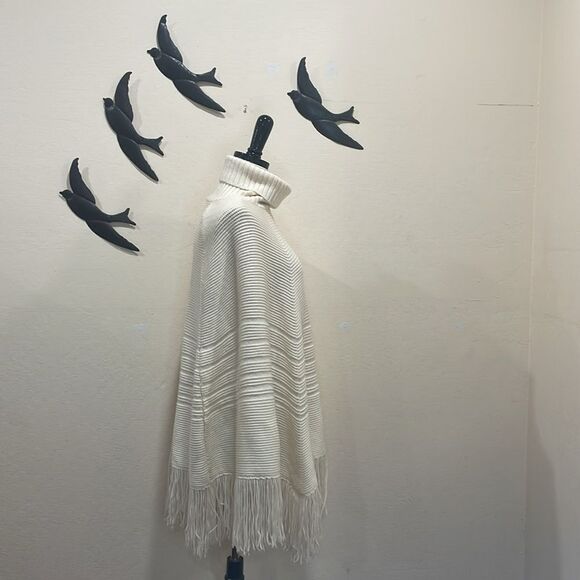 Banana Republic Womens Merino Wool Turtleneck Fringe Poncho Sweater Cream - M/L - Picture 4 of 14